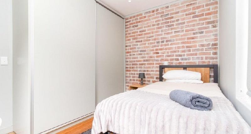 6 Bedroom Property for Sale in Kleinbaai Western Cape